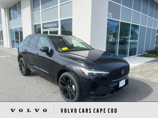 2025 Volvo XC60 Plug-In Hybrid T8 Ultra Black Edition