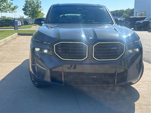 Gray Metallic 2025 BMW XM Base
