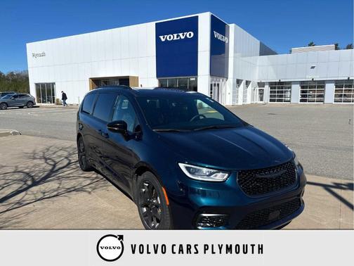 Fathom Blue Pearlcoat 2025 Chrysler Pacifica Limited