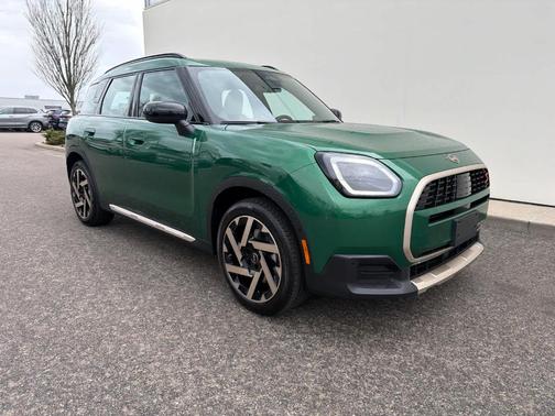 British Racing Green IV Metallic 2026 MINI Countryman S
