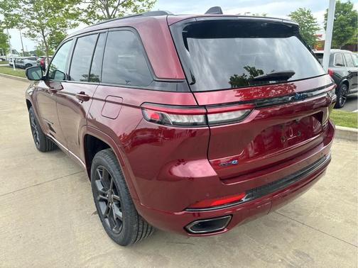 Velvet Red Pearlcoat 2023 Jeep Grand Cherokee 4xe Base