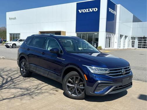 Atlantic Blue 2022 Volkswagen Tiguan 2.0T SE