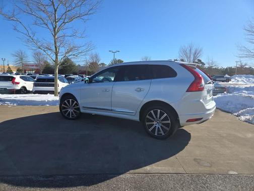2015 Volvo XC60 T6 Platinum