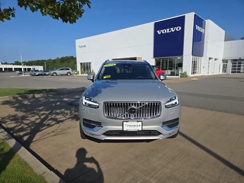 2024 Volvo XC90 B6 Ultimate Bright Theme 7-Seater