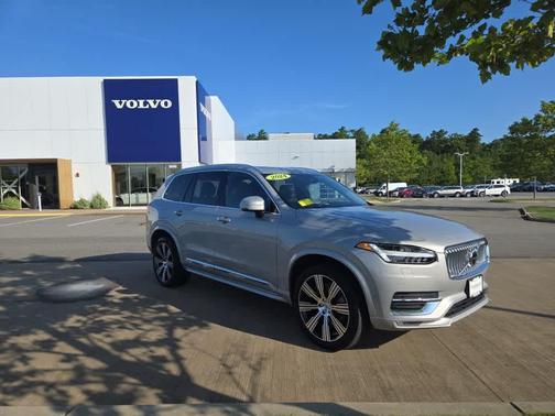 2024 Volvo XC90 B6 Ultimate Bright Theme 7-Seater