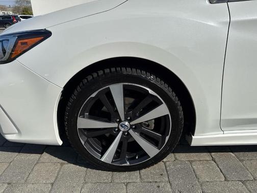 White 2018 Subaru Impreza 2.0i Sport