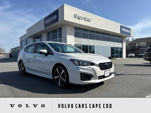 White 2018 Subaru Impreza 2.0i Sport