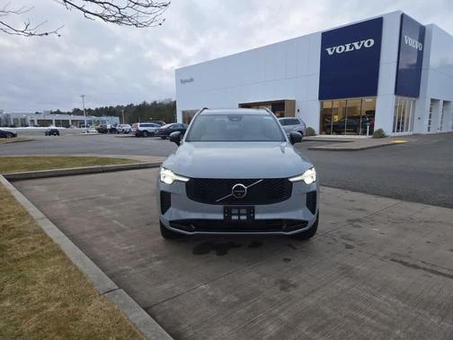 2026 Volvo XC90 B6 Ultra Dark Theme 7-Seater