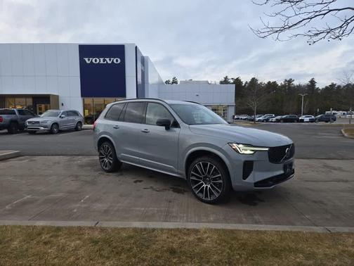 2026 Volvo XC90 B6 Ultra Dark Theme 7-Seater