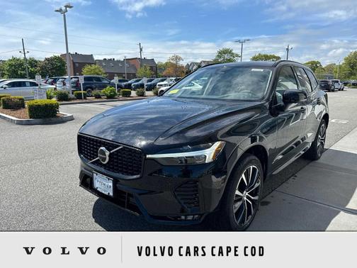 2025 Volvo XC60 B5 Plus