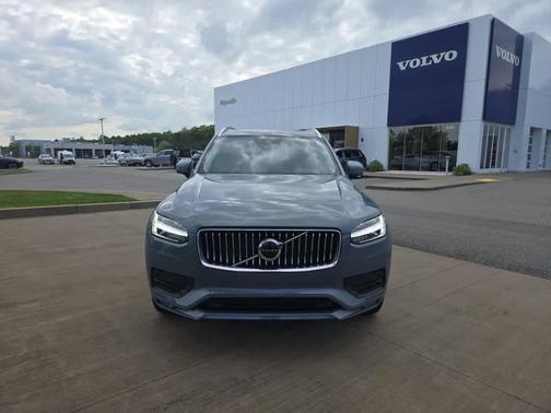 2022 Volvo XC90 T6 Momentum 6 Passenger