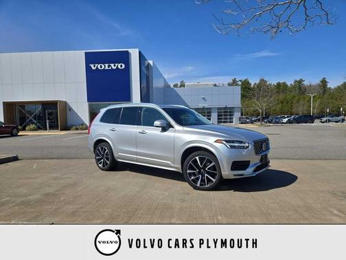 2021 Volvo XC90 T6 Momentum 7 Passenger