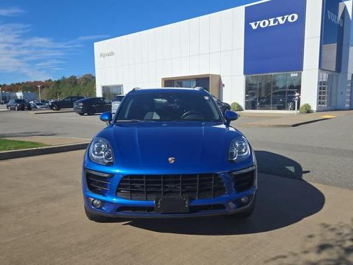 2018 Porsche Macan 