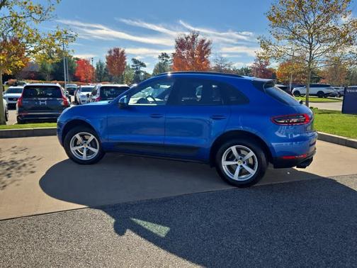 2018 Porsche Macan 
