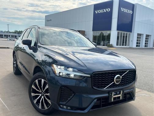 Denim Blue Metallic 2024 Volvo XC60 B5 Core Dark Theme