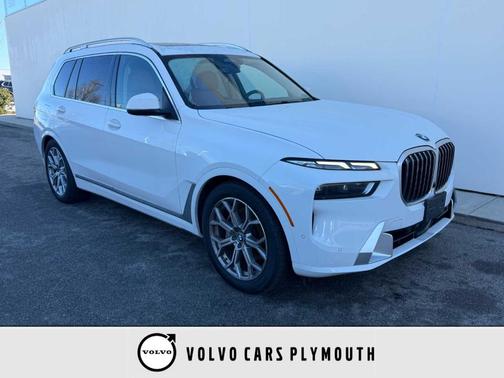 Alpine White 2023 BMW X7 xDrive40i