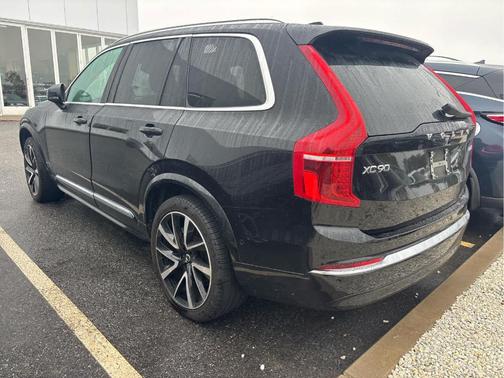 2024 Volvo XC90 B6 Plus Bright Theme 7-Seater