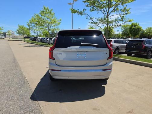 Silver 2025 Volvo XC90 B6 Plus 7-Seater