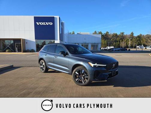 2026 Volvo XC60 B5 Plus