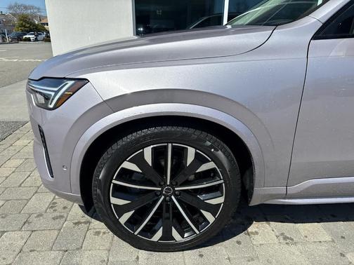 Silver 2026 Volvo XC90 B6 Ultra Dark Theme 7-Seater