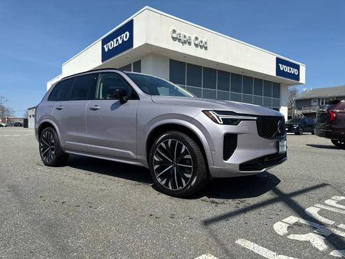 Silver 2026 Volvo XC90 B6 Ultra Dark Theme 7-Seater