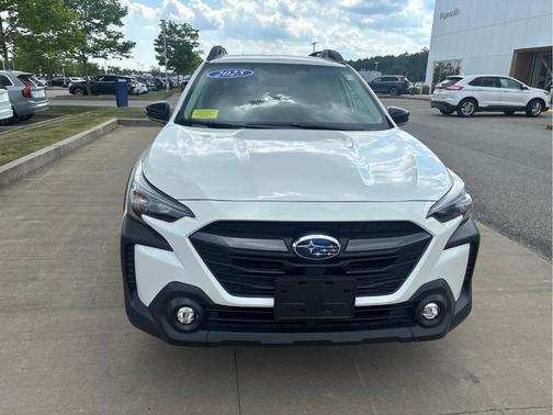 Crystal White Pearl 2025 Subaru Outback Premium