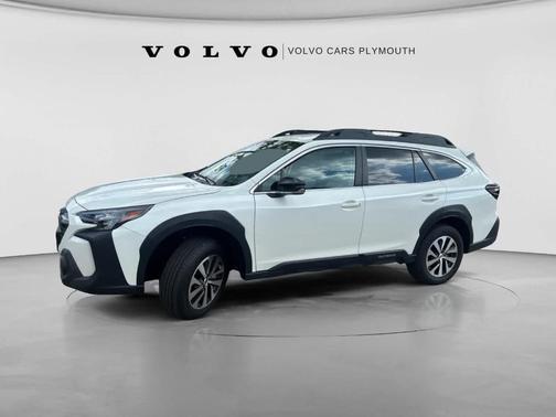 Crystal White Pearl 2025 Subaru Outback Premium