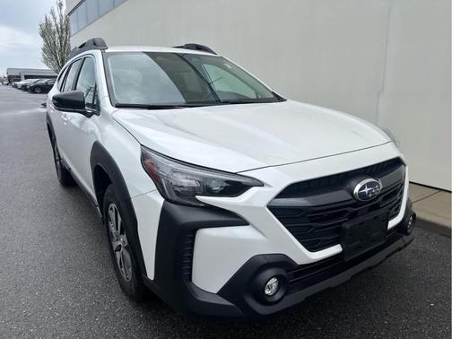 Crystal White Pearl 2025 Subaru Outback Premium