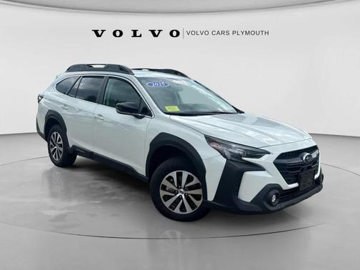 Crystal White Pearl 2025 Subaru Outback Premium