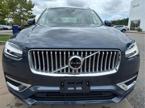 Denim Blue Metallic 2024 Volvo XC90 B6 Plus Bright Theme 7-Seater