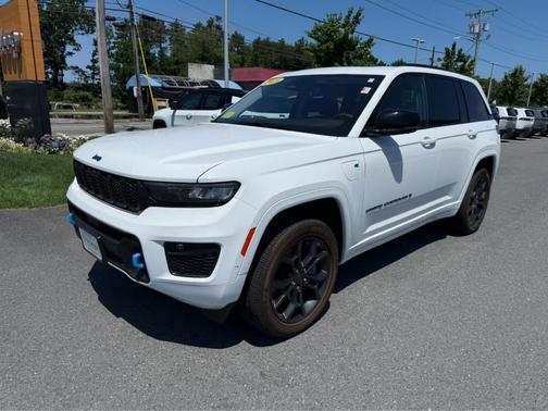 Bright White Clearcoat 2023 Jeep Grand Cherokee 4xe Base