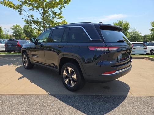 2023 Jeep Grand Cherokee 4xe Base