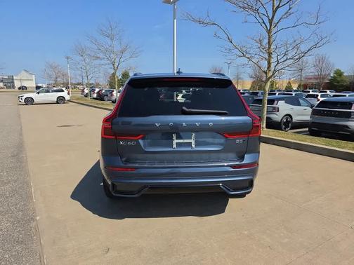 Denim Blue 2026 Volvo XC60 B5 Plus