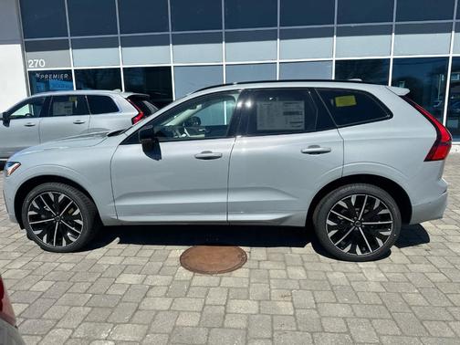 Gray 2026 Volvo XC60 B5 Ultra