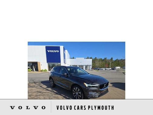 2022 Volvo XC60 B5 Momentum
