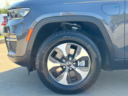 2024 Jeep Grand Cherokee 4xe Base
