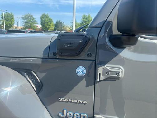 Sting Gray Clearcoat 2023 Jeep Wrangler 4xe Sahara