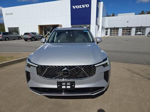 2025 Volvo XC90 Plug-In Hybrid T8 Ultra 6-Seater
