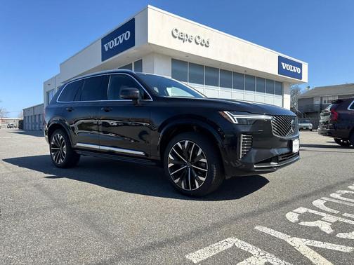 Onyx Black Metallic 2026 Volvo XC90 Plug-In Hybrid T8 Plus 7-Seater