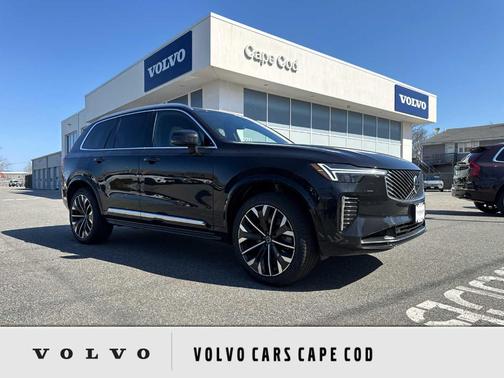 Onyx Black Metallic 2026 Volvo XC90 Plug-In Hybrid T8 Plus 7-Seater