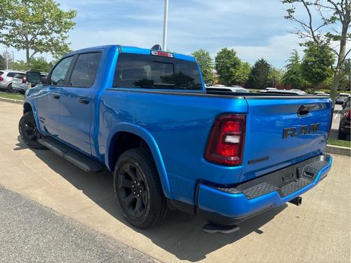 Hydro Blue Pearlcoat 2025 RAM 1500 Big Horn/Lone Star