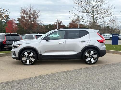 2023 Volvo XC40 Recharge Pure Electric Twin Ultimate