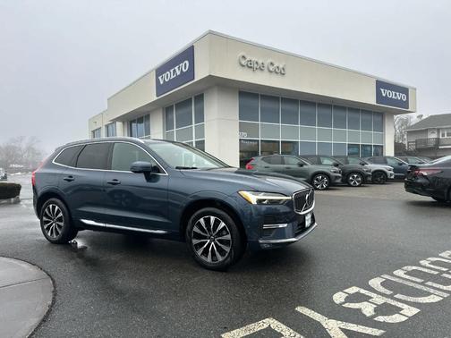 Denim Blue Metallic 2023 Volvo XC60 B5 Plus Bright Theme