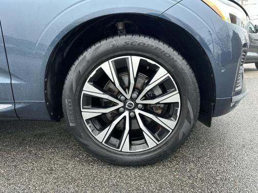 Denim Blue Metallic 2023 Volvo XC60 B5 Plus Bright Theme