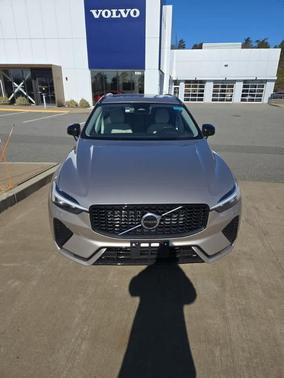 2025 Volvo XC60 B5 Core