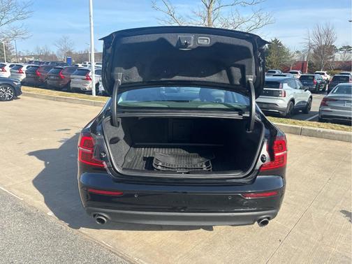 Black Stone 2020 Volvo S60 T6 Momentum