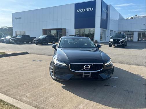 Black Stone 2020 Volvo S60 T6 Momentum