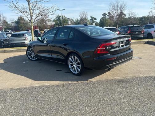 Black Stone 2020 Volvo S60 T6 Momentum