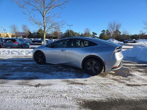 2024 Toyota Prius Prime SE