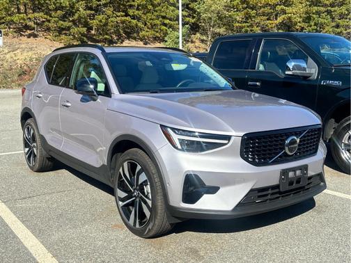 Silver 2026 Volvo XC40 B5 Ultra